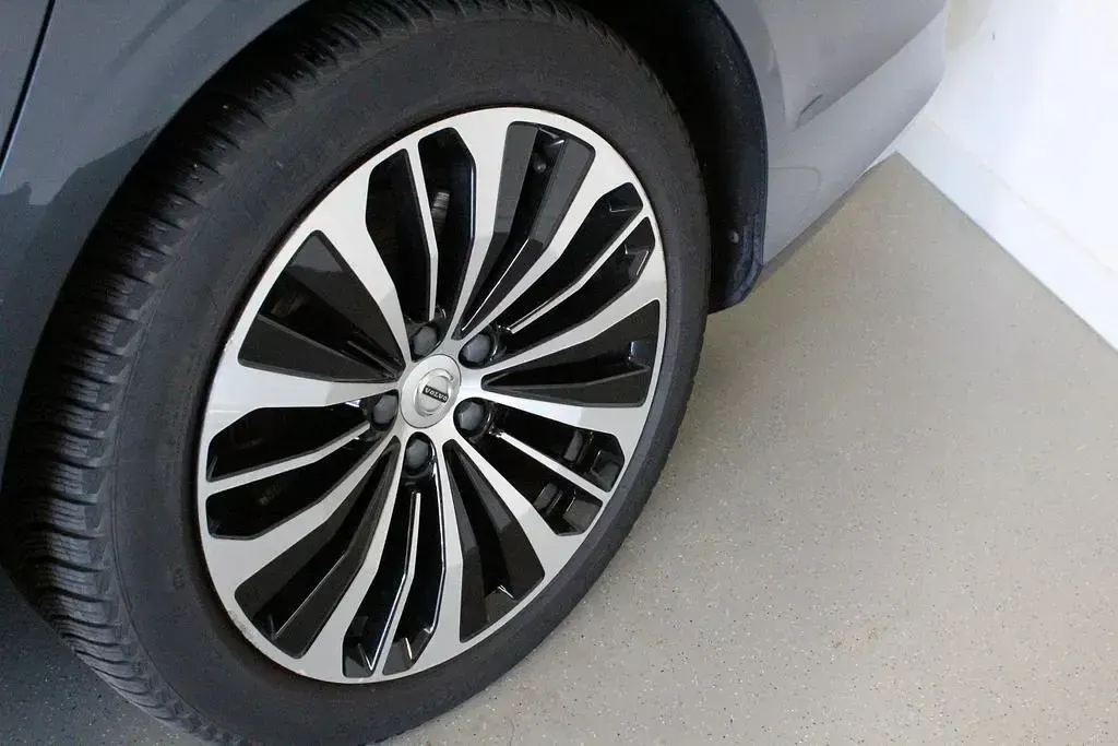 Gebraucht Volvo V90 Core 2022 Blau Kombi