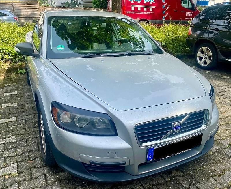 Silber Gebraucht 2007 Volvo C30 Kinetic Kleinwagen | 1.950 € (Fairer Preis) - Bild 1/4