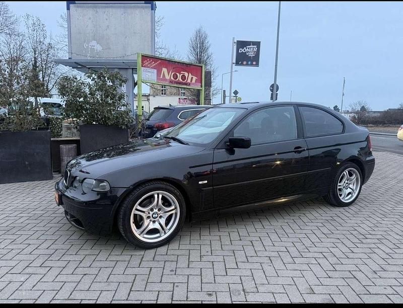 Gebraucht BMW 320 150 PS (110 kW) 2002 Limousine
