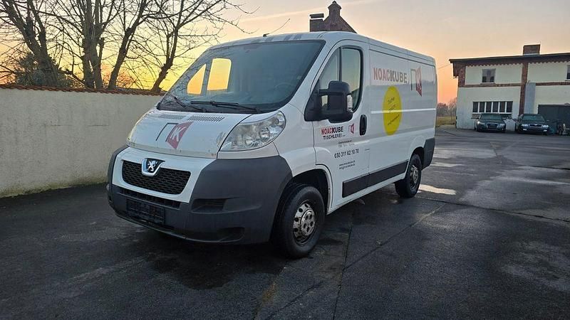 Weiß Gebraucht 2011 Peugeot Boxer Van | 4.000 € (Superpreis) - Bild 1/4