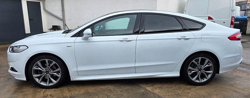 Gebraucht Ford Mondeo ST-Line 165 PS (121 kW) 2019 Frozen white Limousine