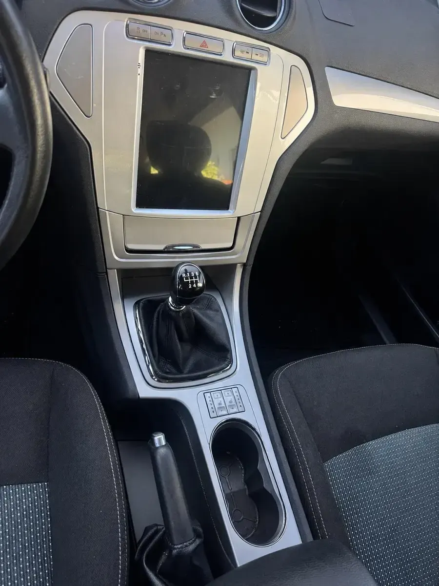Gebraucht Ford Mondeo 140 PS (102 kW) 2009 Kombi