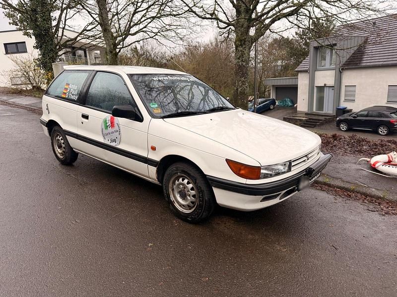 Gebraucht Mitsubishi Colt 75 PS (55 kW) 1990 Weiß Kleinwagen