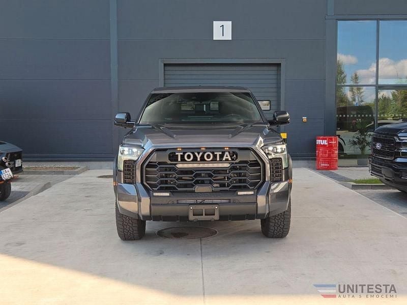 Neu Toyota Tundra Limited 436 PS (320 kW) 2025 Weiß Pickup