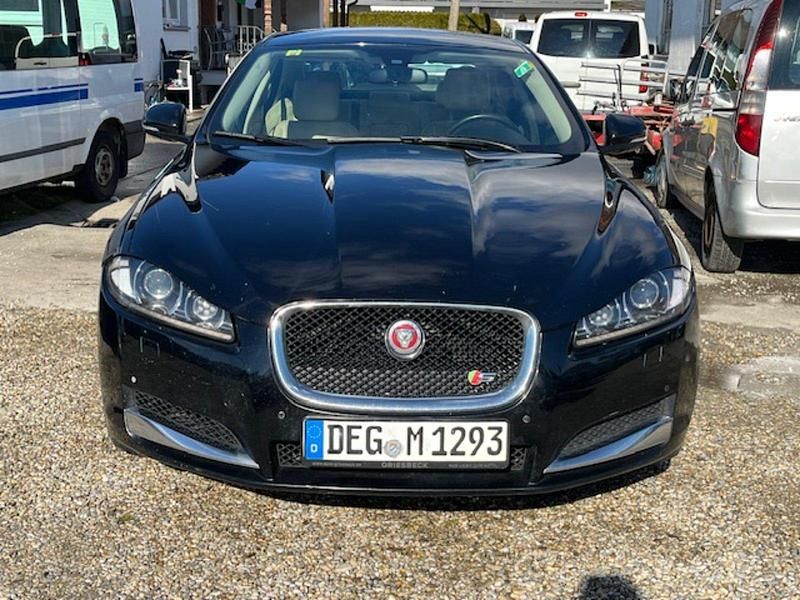 Schwarz Gebraucht 2014 Jaguar XF Limousine | 5.990 € (Guter Preis) - Bild 1/4