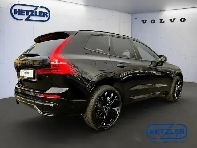 Gebraucht Volvo XC60 Plus 146 PS (107 kW) 2025 Schwarz SUV