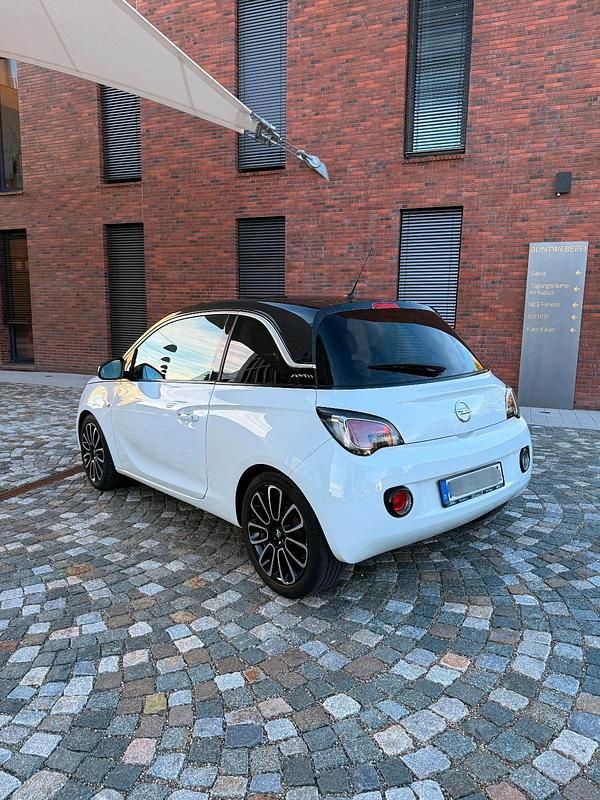 Weiß Gebraucht 2013 Opel Adam Kleinwagen | 6.199 € (Etwas zu teuer) - Bild 1/4