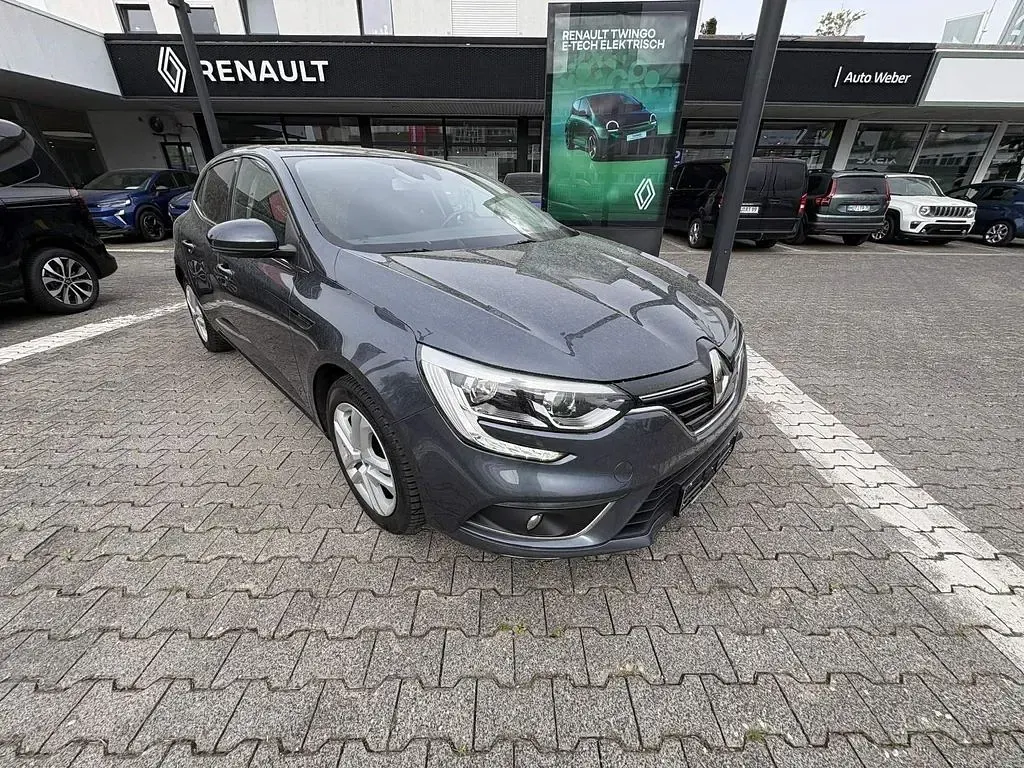 Gebraucht Renault Mégane Experience 101 PS (74 kW) 2016 Grau Limousine