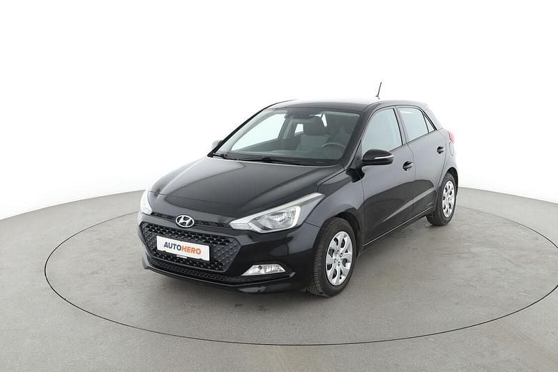 Schwarz Gebraucht 2016 Hyundai i20 Trend Limousine | 9.920 € (Fairer Preis) - Bild 1/3