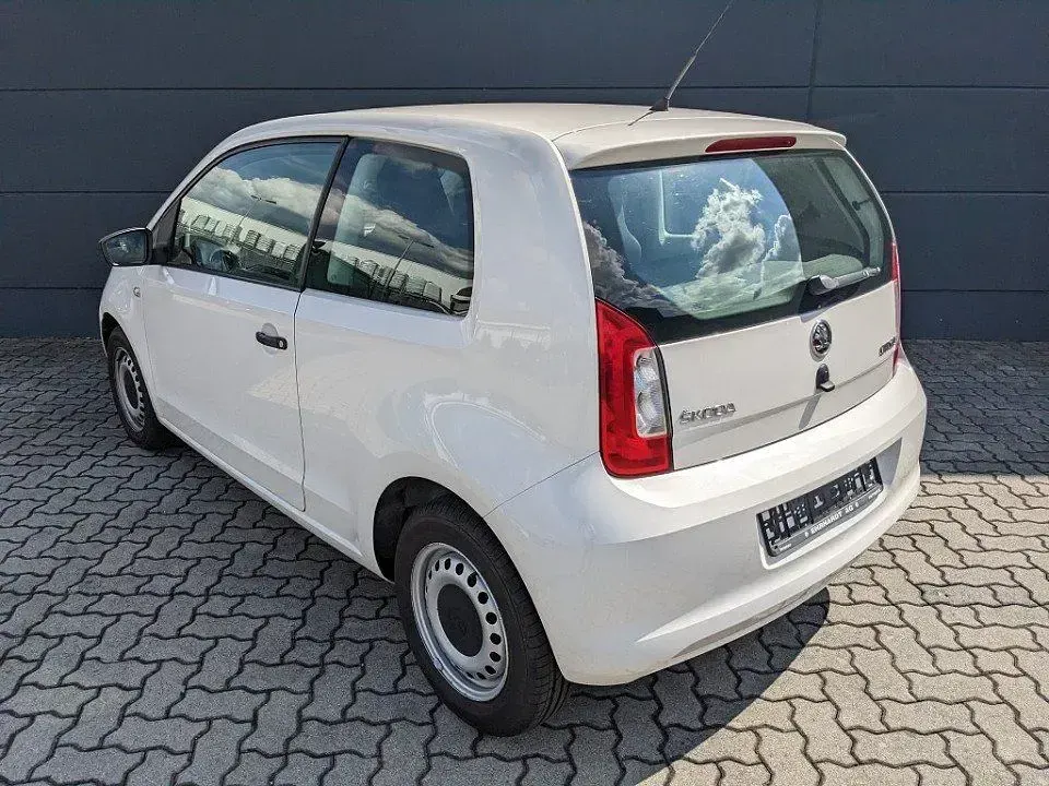 Gebraucht Skoda Citigo Active 60 PS (44 kW) 2012 Candyweiss Kleinwagen