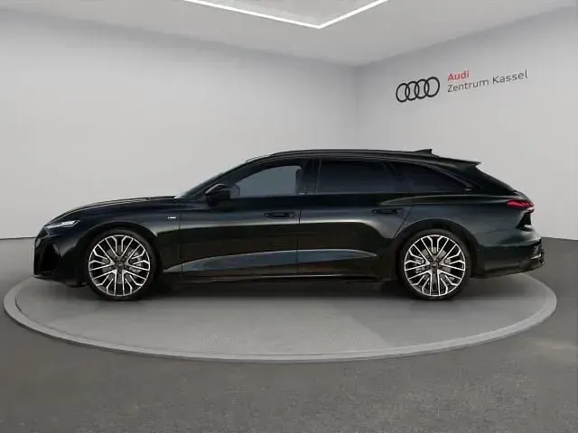Neu Audi A6 S-Line 299 PS (219 kW) 2026 Grün Kombi