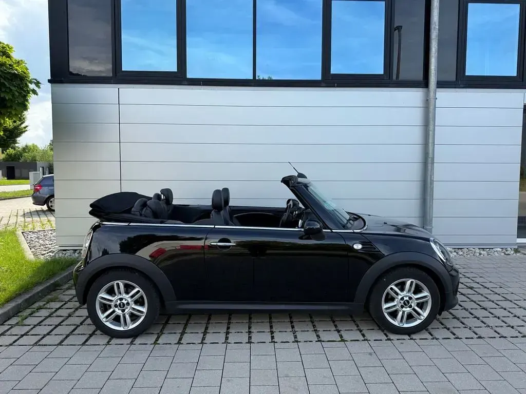 Gebraucht Mini Cooper Cabriolet 122 PS (89 kW) 2015 Schwarz Cabrio