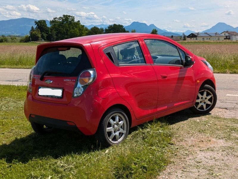 Rot Gebraucht 2010 Chevrolet Spark LS Kleinwagen | 2.100 € (Guter Preis) - Bild 1/4