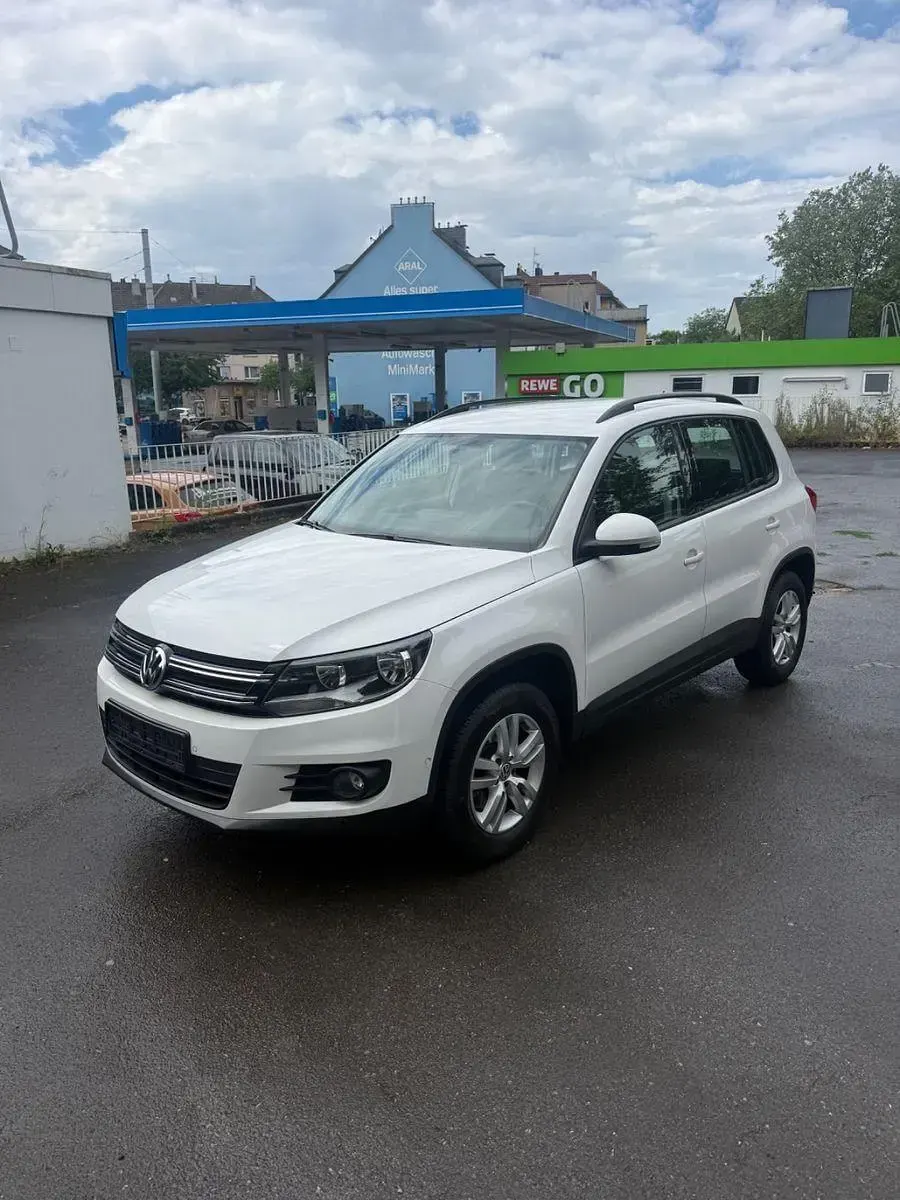 Gebraucht VW Tiguan 122 PS (89 kW) 2013 Weiß SUV
