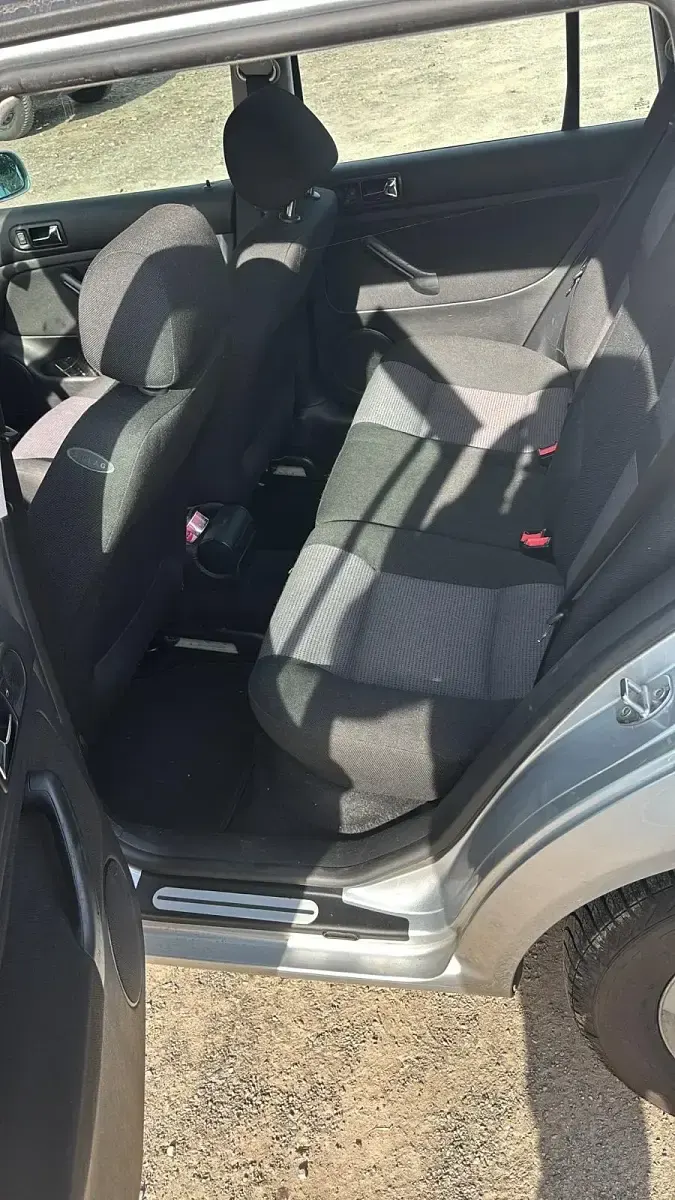 Gebraucht VW Golf IV 101 PS (74 kW) 2000 Grau Kombi