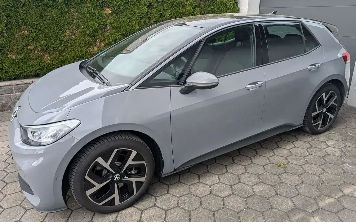 Gebraucht VW ID.3 Pro 150 kW (204 PS) 2023 Grau Kleinwagen