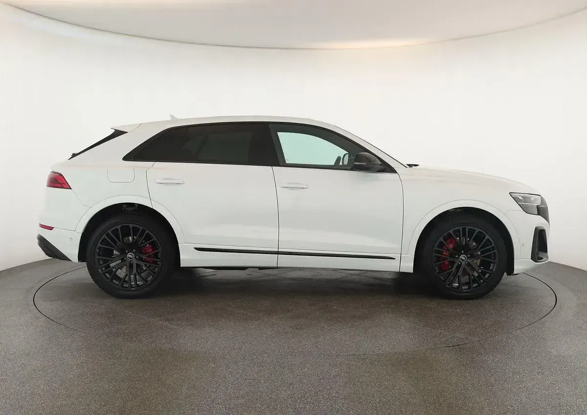 Usata Audi Q8 S-Line 286 CV (210 kW) 2025 Bianco SUV