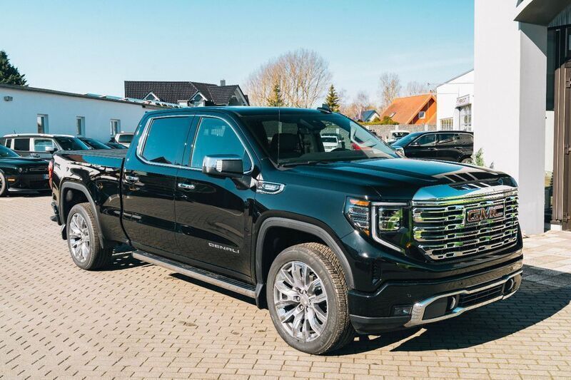 Schwarz Neu 2025 GMC Sierra SUV | 89.990 € (Fairer Preis) - Bild 1/4
