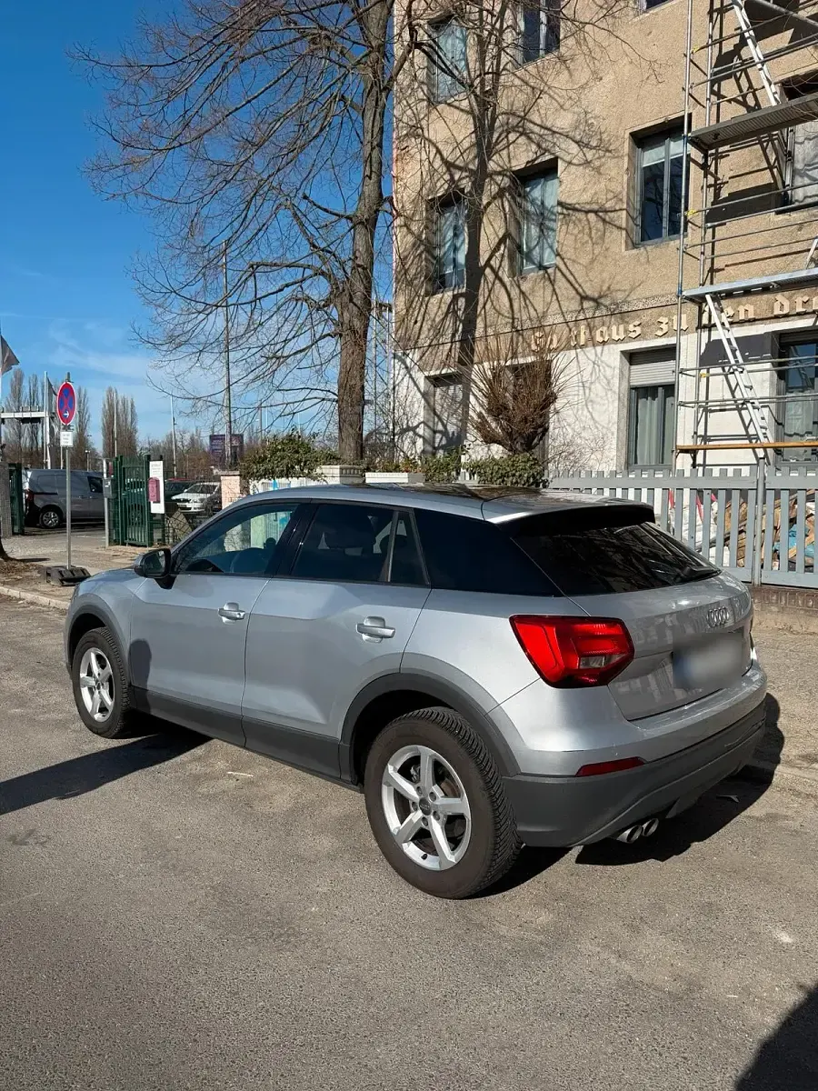 Gebraucht Audi Q2 Comfort 150 PS (110 kW) 2018 Grau SUV