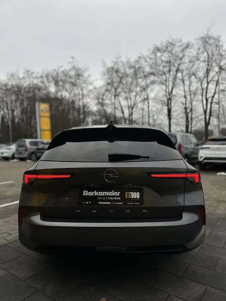 Gebraucht Opel Astra Elegance 110 PS (80 kW) 2024 Grau Kleinwagen