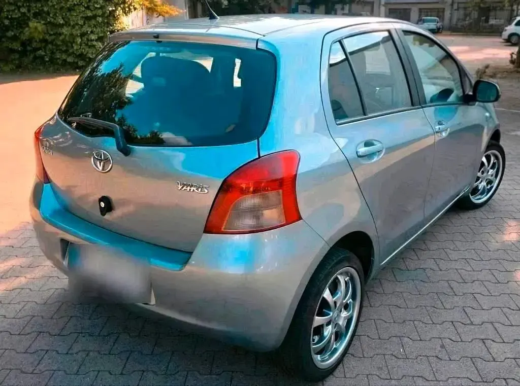 Gebraucht Toyota Yaris Sport 87 PS (63 kW) 2008 Grau Kleinwagen