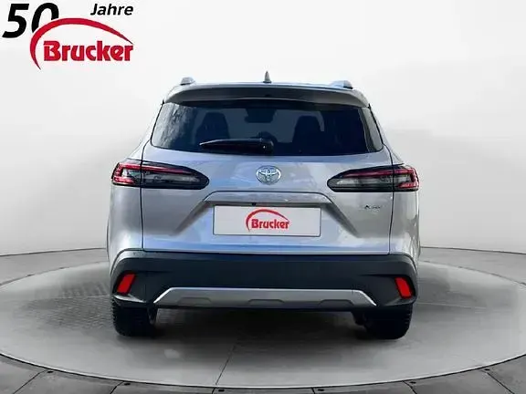 Gebraucht Toyota Corolla Cross Basis 180 PS (132 kW) 2025 Metal stream silver metallic SUV