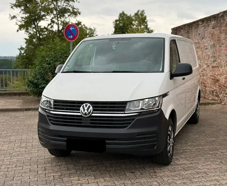 Gebraucht VW T6.1 110 PS (80 kW) 2021 Weiß Van