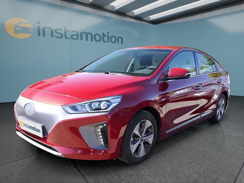 Rot Gebraucht 2019 Hyundai Ioniq Style Limousine | 15.199 € (Fairer Preis) - Bild 1/4