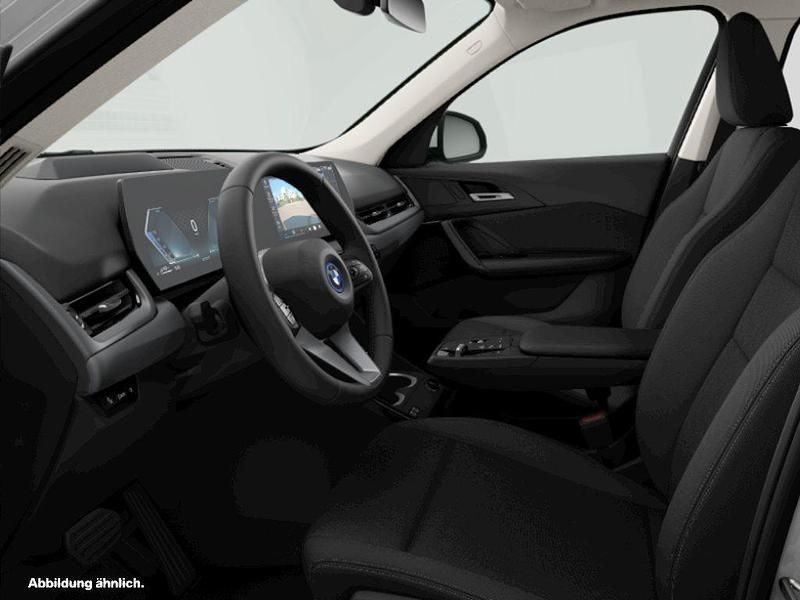 Weiß Gebraucht 2024 BMW X1 SUV | 44.235 € (Fairer Preis) - Bild 1/1
