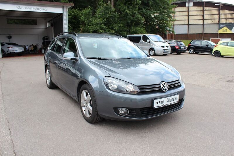 Grau Gebraucht 2011 VW Golf VI Comfortline Kombi | 9.900 € (Teuer) - Bild 1/4