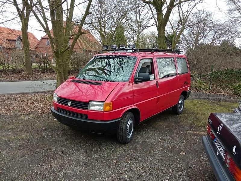 Second-hand VW T4 61 CP (44 kW) 1991 Roșu Van