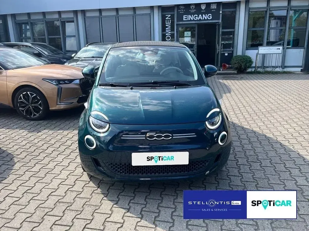 Gebraucht Fiat 500e La Prima 86 kW (118 PS) 2022 Grün Cabrio