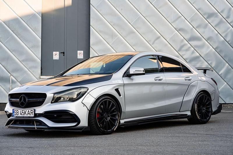 Silber Gebraucht 2018 Mercedes CLA45 AMG AMG Limousine | 31.000 € (Fairer Preis) - Bild 1/4