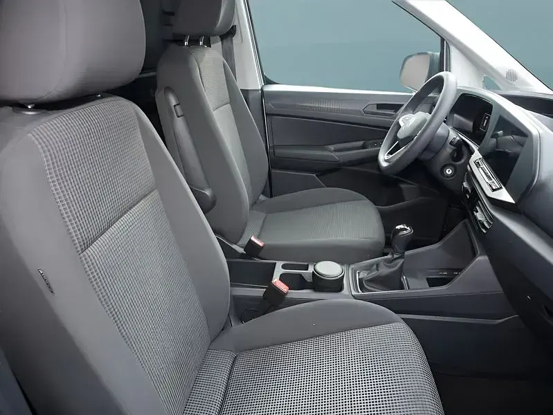 Gebraucht VW Caddy Maxi 102 PS (75 kW) 2025 Silber Van / Kleinbus