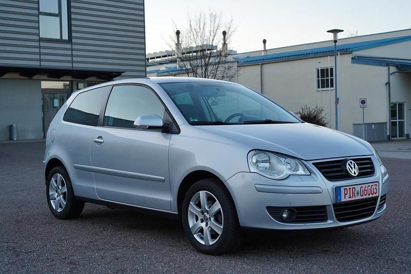 Gebraucht VW Polo United 70 PS (51 kW) 2008 Silber Kleinwagen