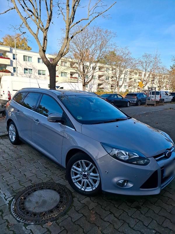 Gebraucht Ford Focus 115 PS (84 kW) 2014 Kombi