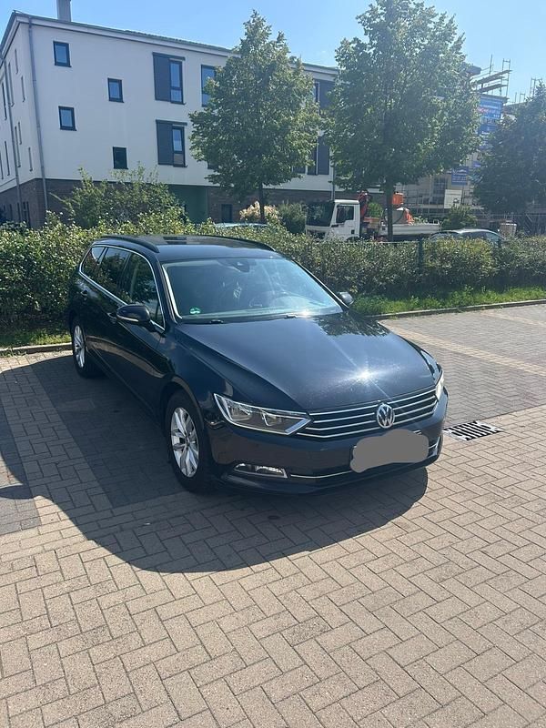 Schwarz Gebraucht 2019 VW Passat Kombi | 14.000 € (Guter Preis) - Bild 1/4