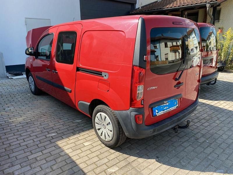 Gebraucht Mercedes Citan 111 110 PS (80 kW) 2013 Rot