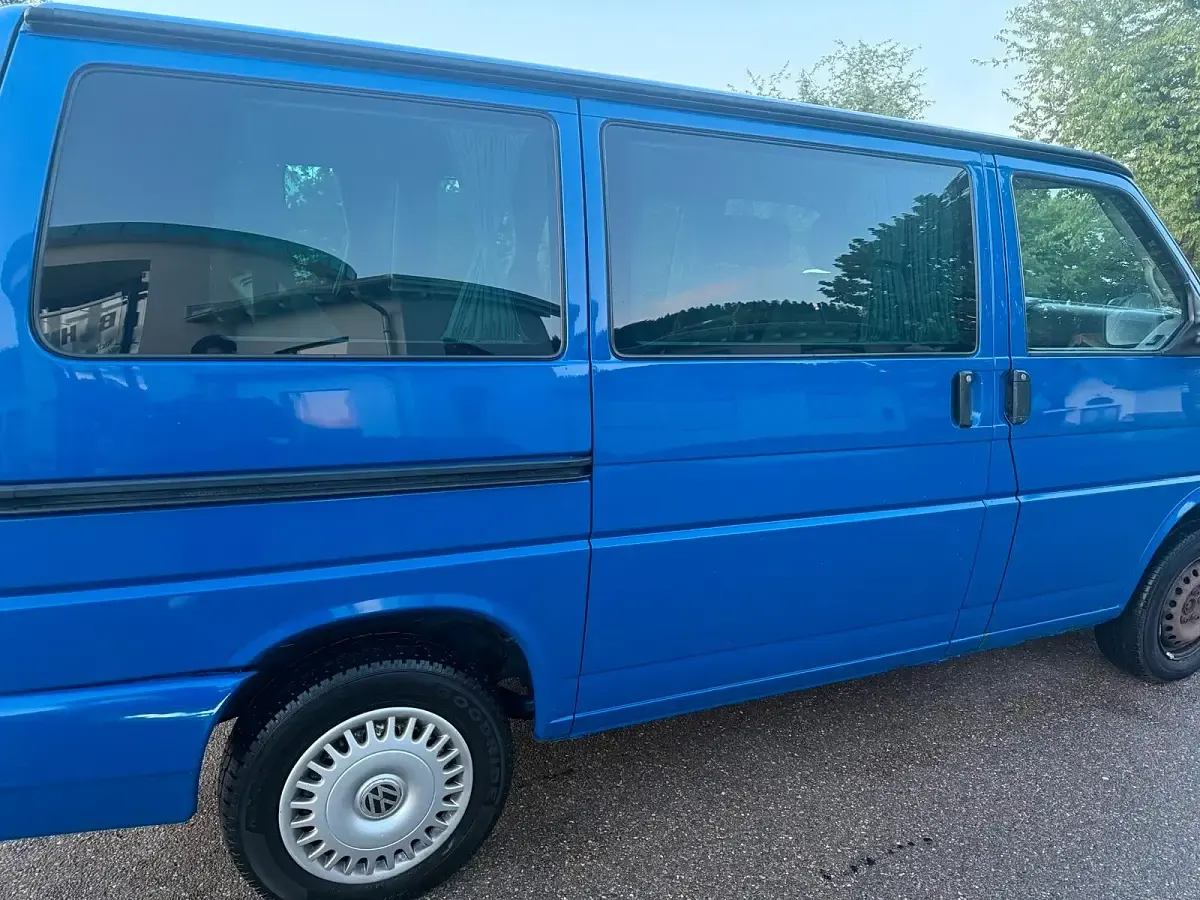 Używany VW T4 102 KM (75 kW) 2001 Niebieski Van