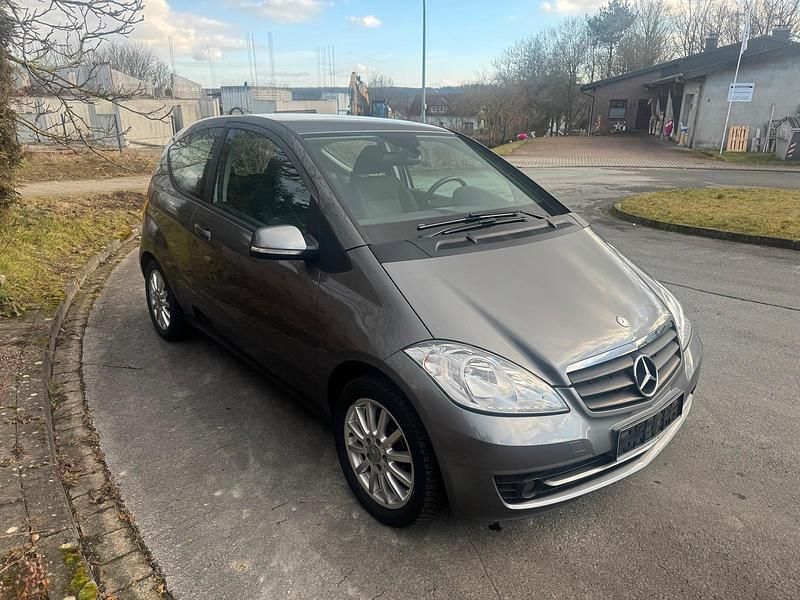 Gebraucht Mercedes A150 95 PS (69 kW) 2008 Grau Limousine