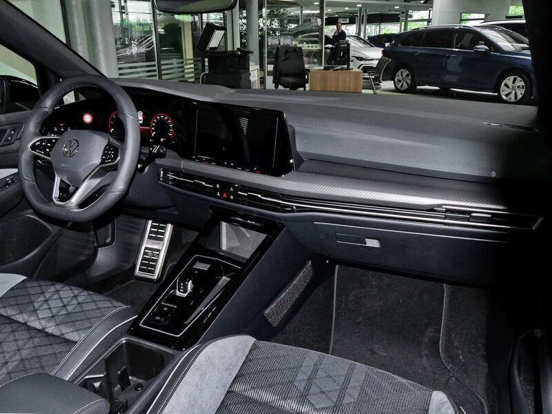 Gebraucht VW Golf VIII R-line 150 PS (110 kW) 2024 Schwarz Kombi