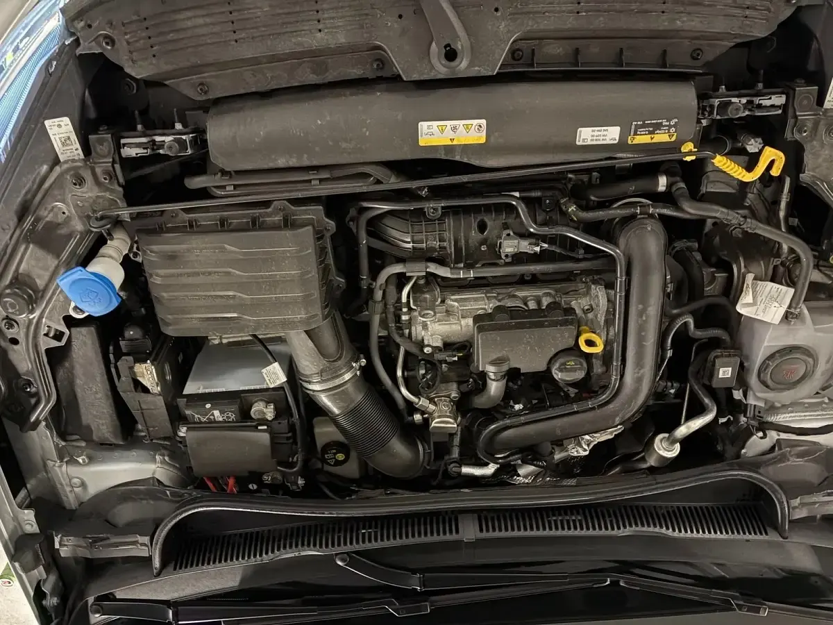 Gebraucht VW Taigo 116 PS (85 kW) 2024 Silber SUV