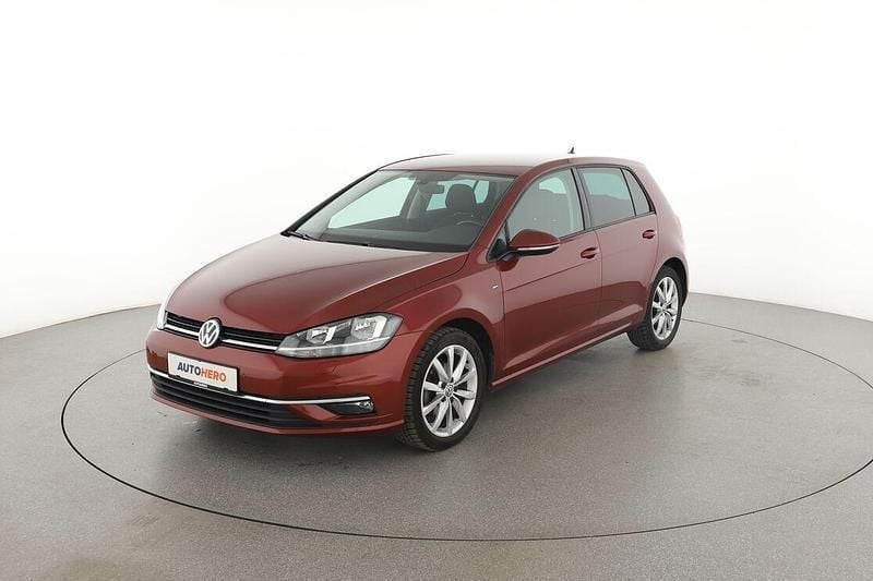 Rot Gebraucht 2019 VW Golf VII Join Limousine | 14.700 € (Fairer Preis) - Bild 1/3