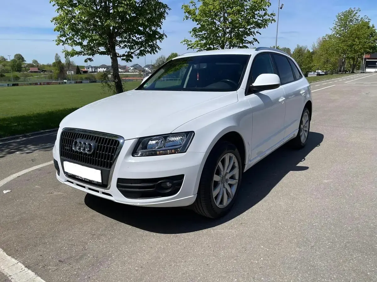 Gebraucht Audi Q5 179 PS (131 kW) 2011 Weiß SUV
