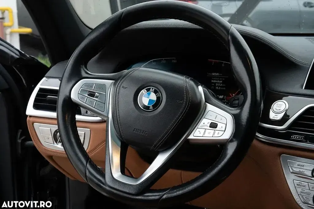 Gebraucht BMW 730L Sport Line 258 PS (189 kW) 2022 Schwarz Limousine