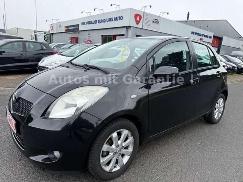 Schwarz Gebraucht 2008 Toyota Yaris Kombi | 3.999 € (Etwas zu teuer) - Bild 1/4