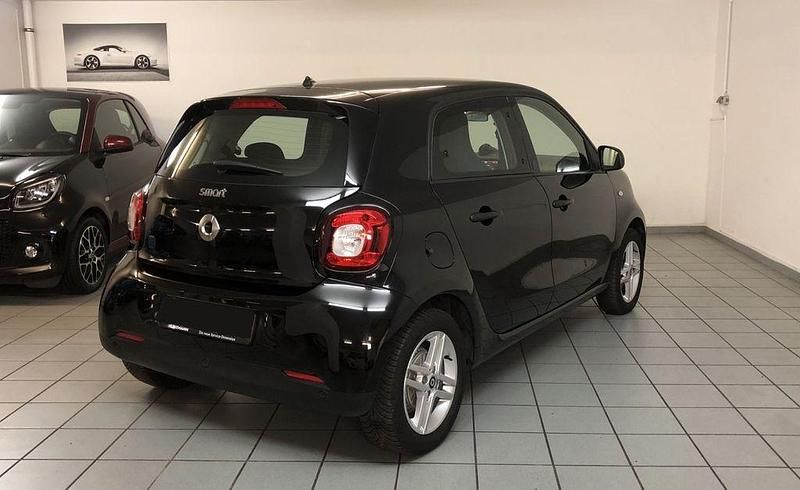 Gebraucht Smart ForFour Electric Drive 60 kW (82 PS) 2020 Schwarz Limousine