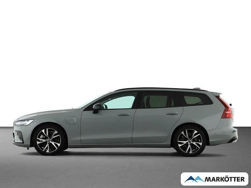 Gebraucht Volvo V60 Plus 398 PS (292 kW) 2025 Vapour grey / metallic Kombi