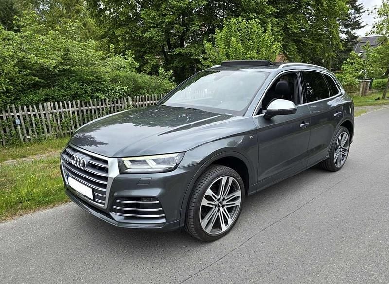 Grau Gebraucht 2018 Audi SQ5 SUV | 27.495 € - Bild 1/4