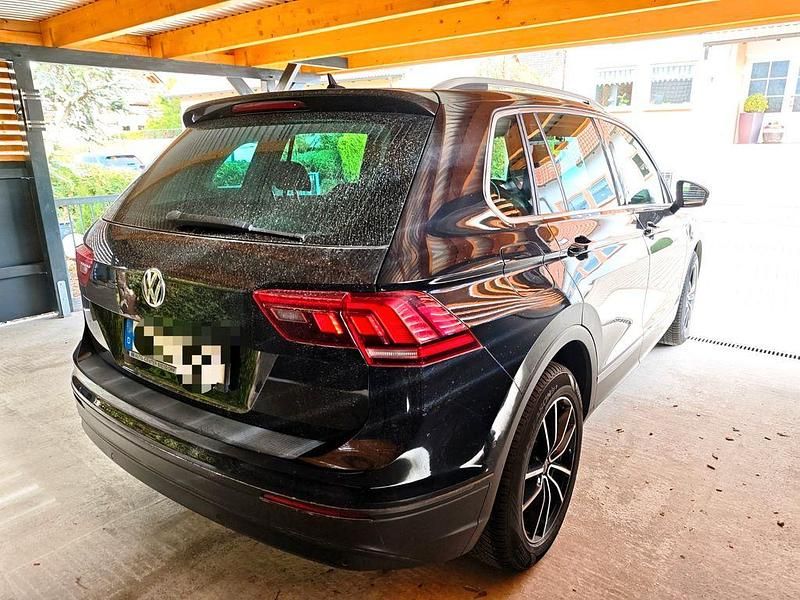 Gebraucht VW Tiguan Join 150 PS (110 kW) 2019 Schwarz SUV